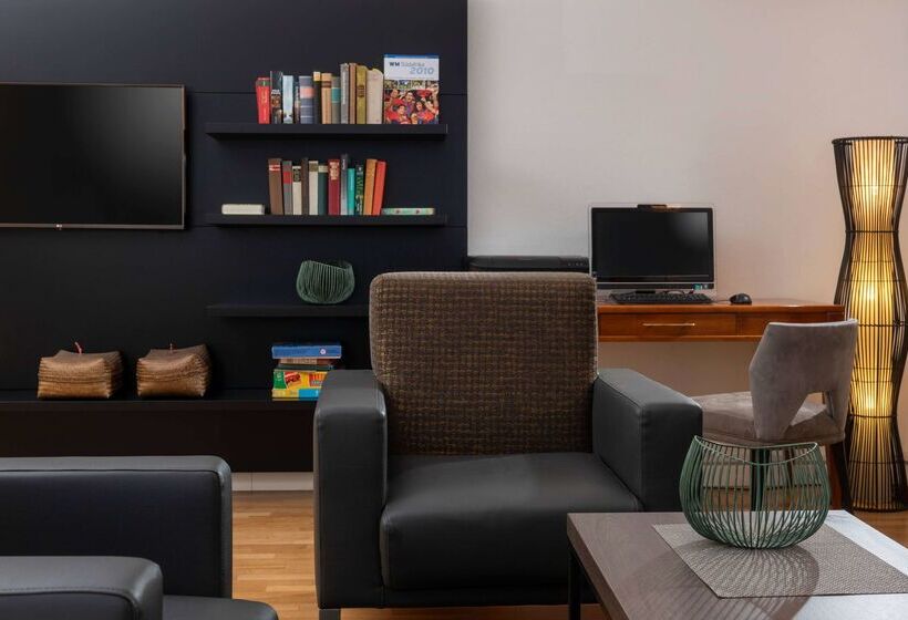 בית מלון כפרי Tryp By Wyndham Rosenheim