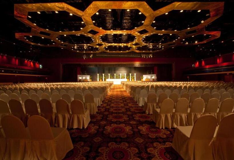 Waterfront Cebu City Hotel & Casino