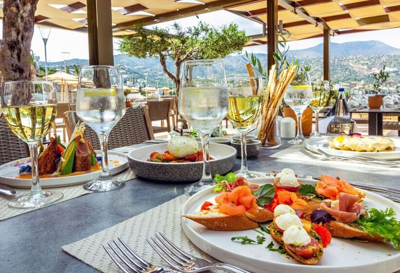 酒店 Wyndham Grand Mirabello