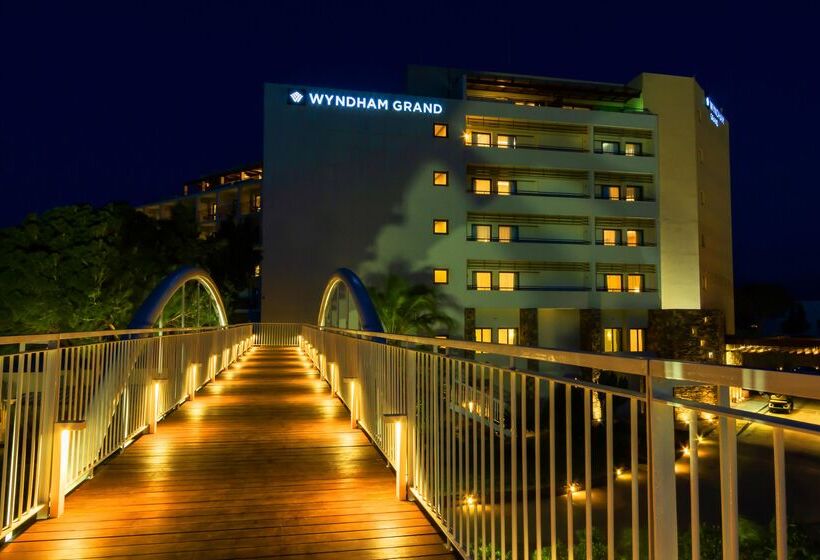 酒店 Wyndham Grand Mirabello