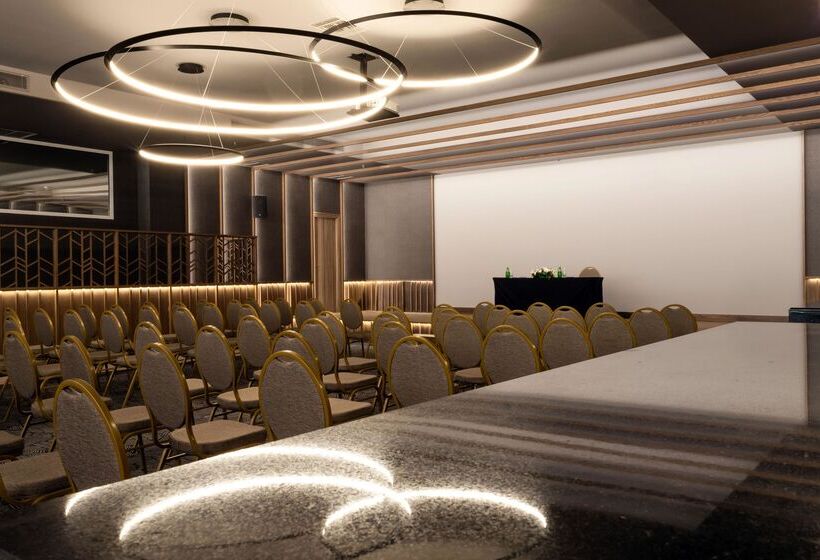 酒店 Wyndham Grand Mirabello