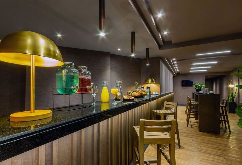 酒店 Wyndham Grand Mirabello