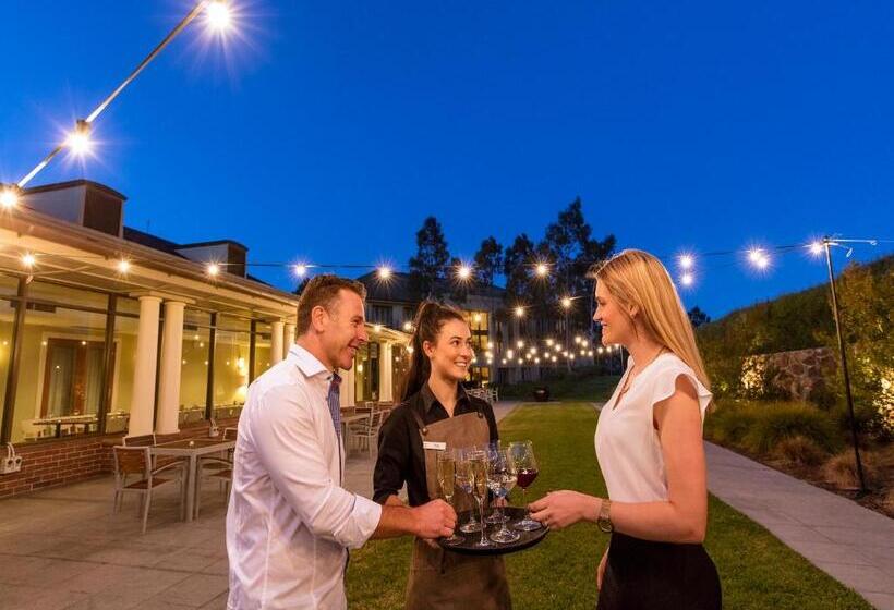 בית מלון כפרי Yarra Valley Lodge