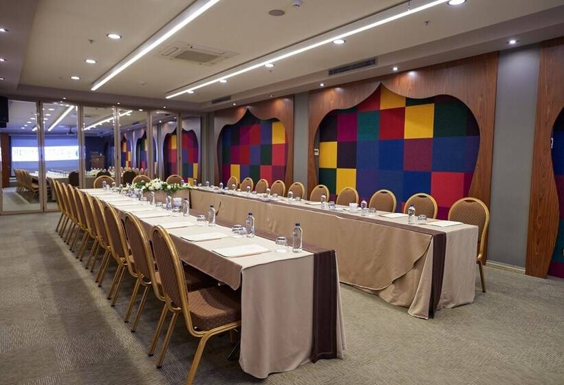 هتل Yasmak Sultan