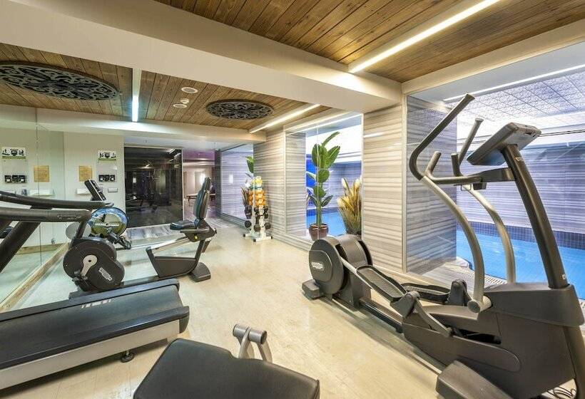 هتل Yasmak Sultan