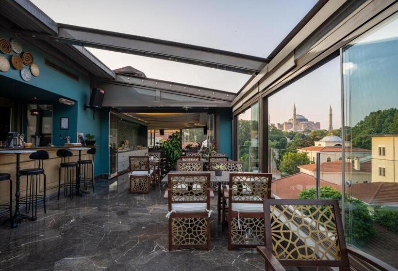 هتل Yasmak Sultan