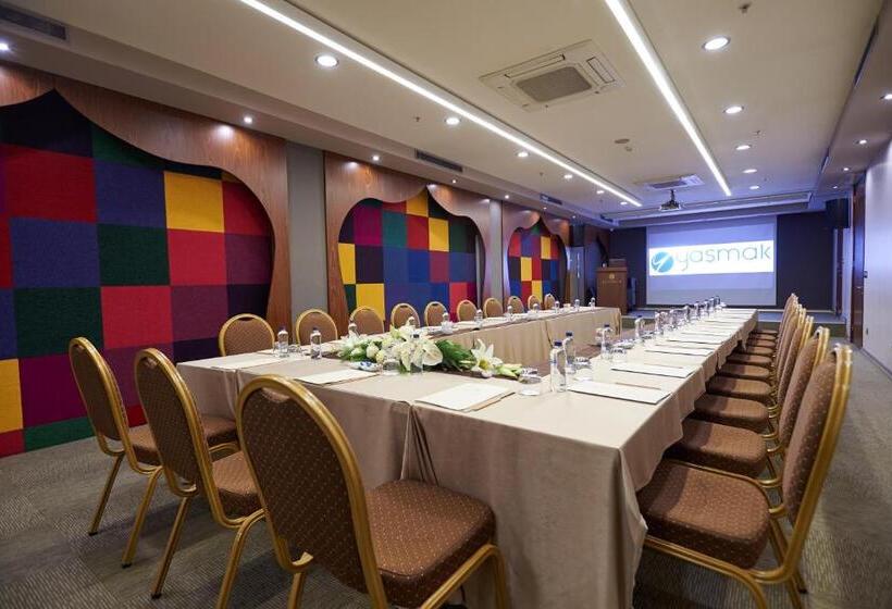 هتل Yasmak Sultan