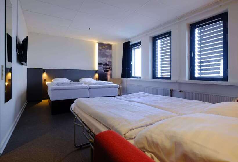 هتل Four Points Flex by Sheraton Ishoj