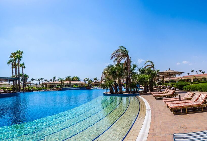 Pickalbatros Golf Beach Resort