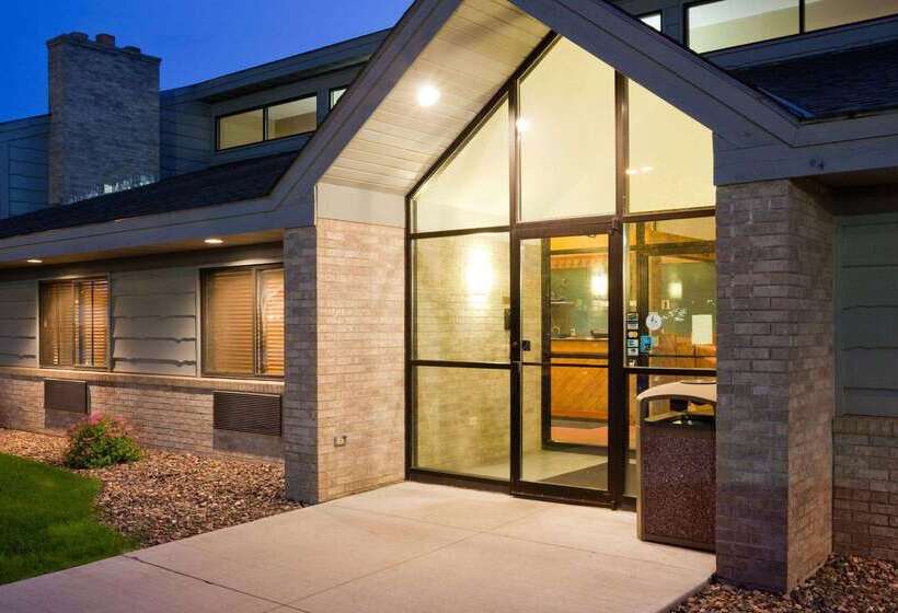 فندق على الطريق Americinn By Wyndham Rice Lake