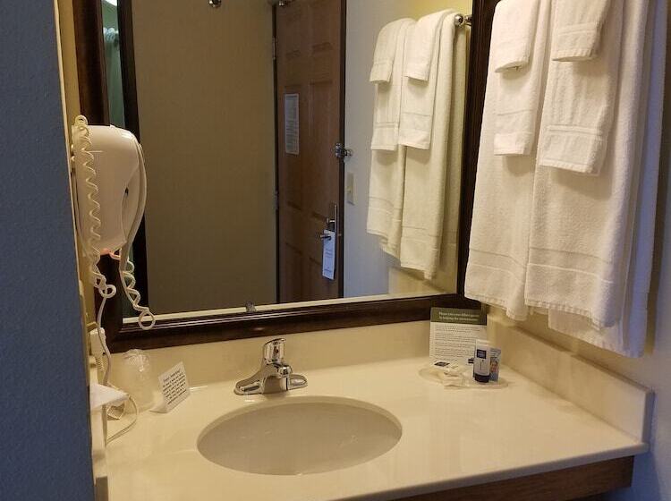 فندق على الطريق Americinn By Wyndham Rice Lake