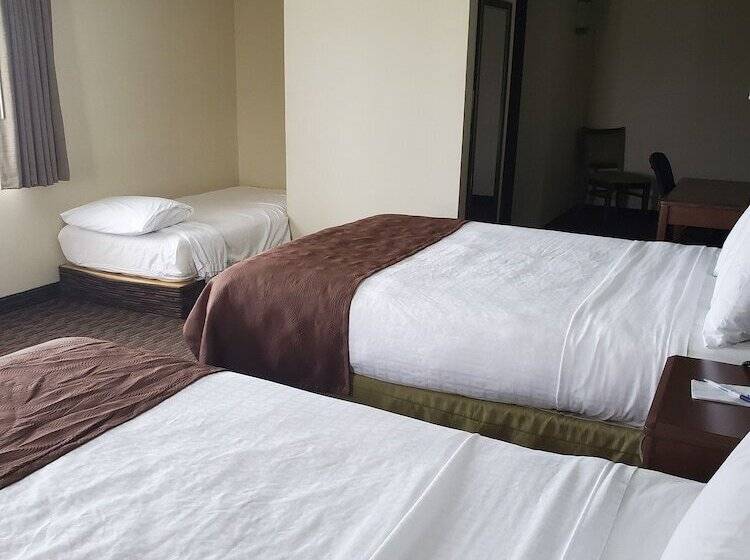 فندق على الطريق Americinn By Wyndham Rice Lake