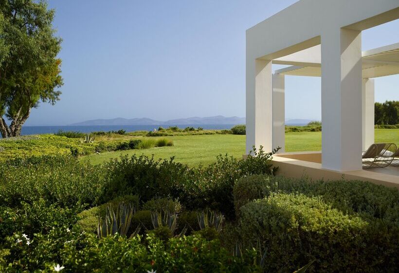 Neptune Luxury Resort