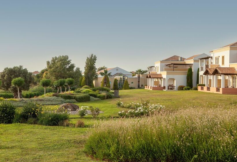 Neptune Luxury Resort