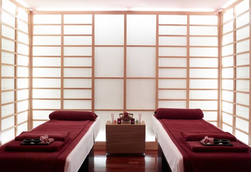 Neptune Luxury Resort