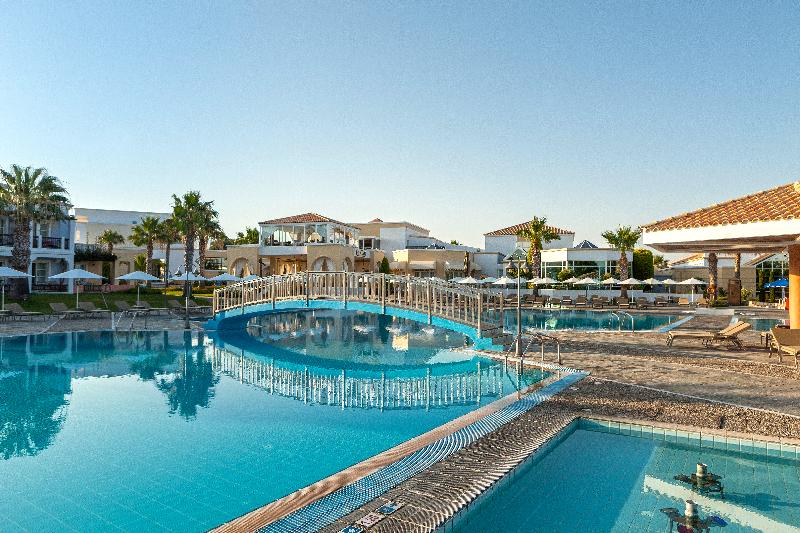 Neptune Luxury Resort