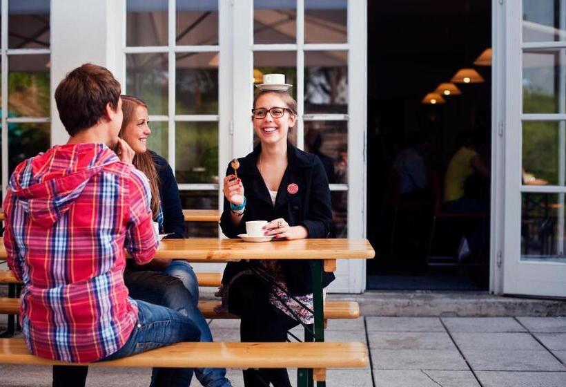 Palace Hostel Vienna