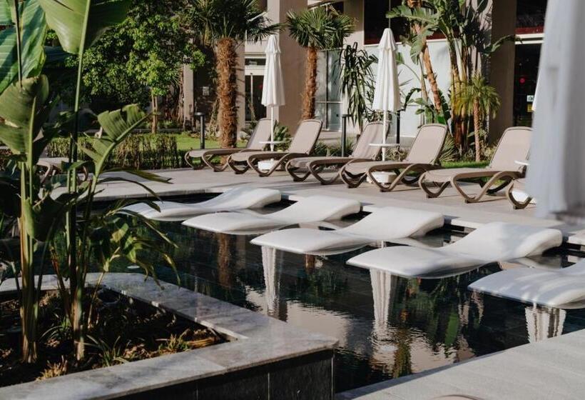 リゾートホテル Akra Kemer