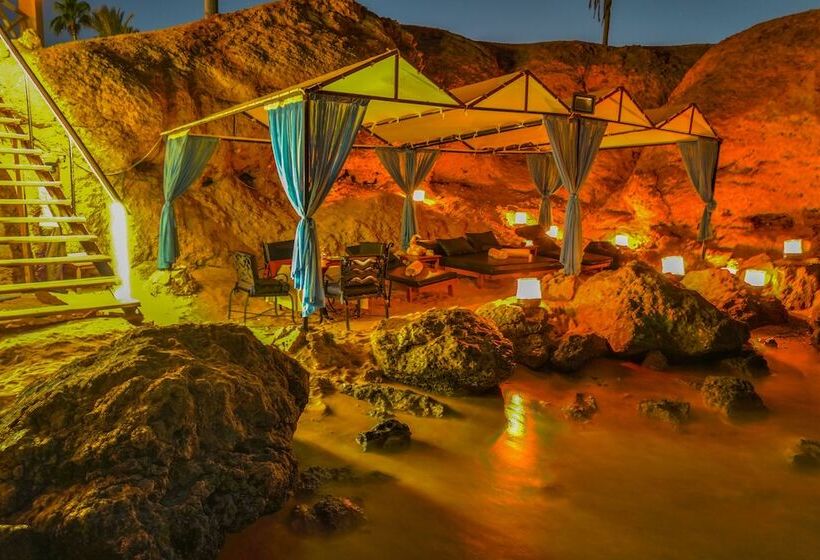 Safir Sharm Waterfalls Resort