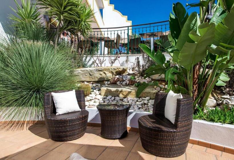 אתר נופש Vale D El Rei Hotel & Villas