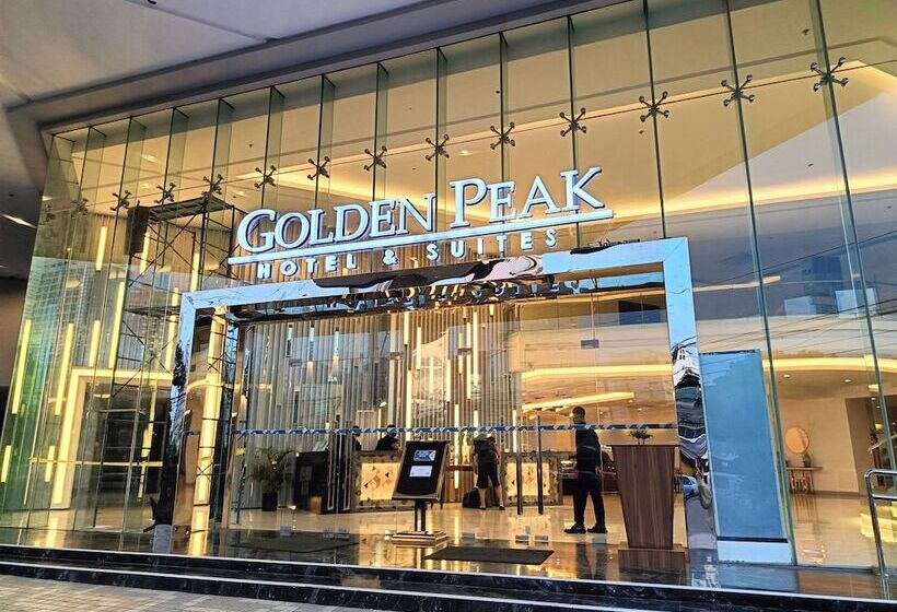 호텔 Golden Peak Condo