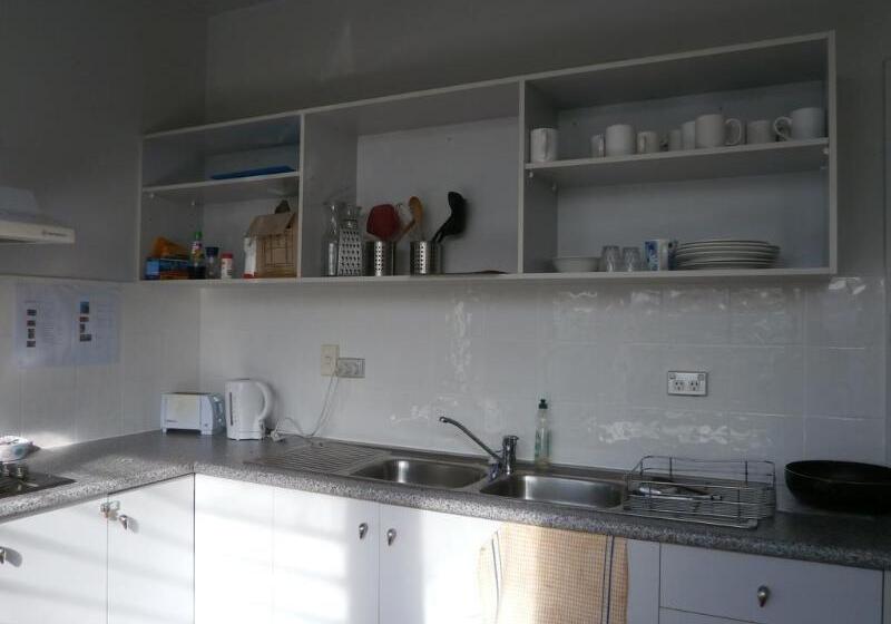 Waterfront Lodge Motel