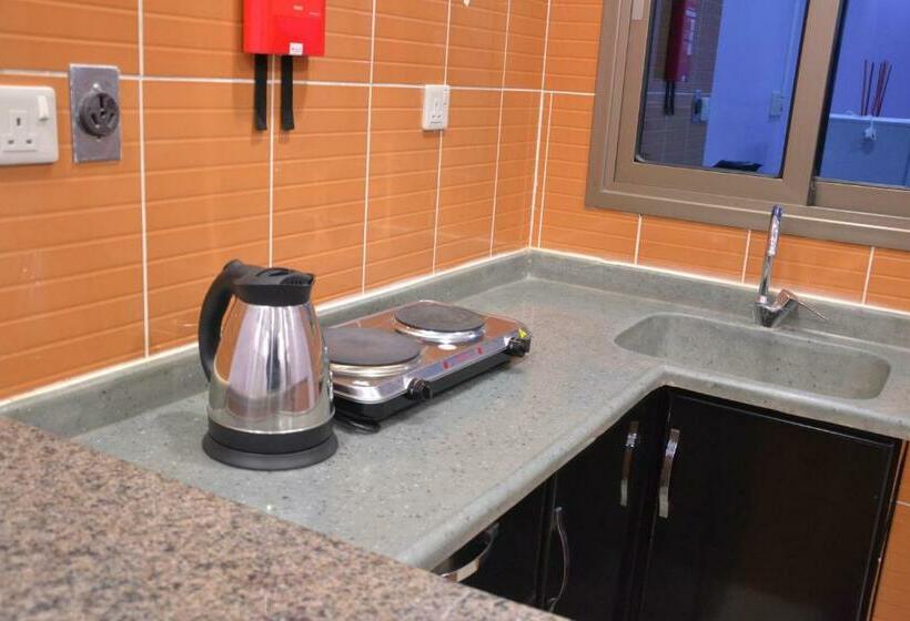 شقق المربعة للشقق المخدومة