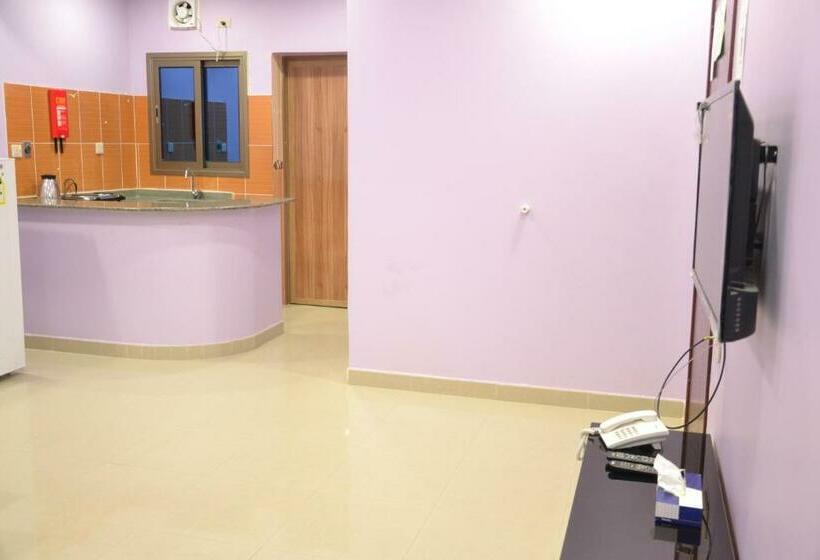 شقق المربعة للشقق المخدومة