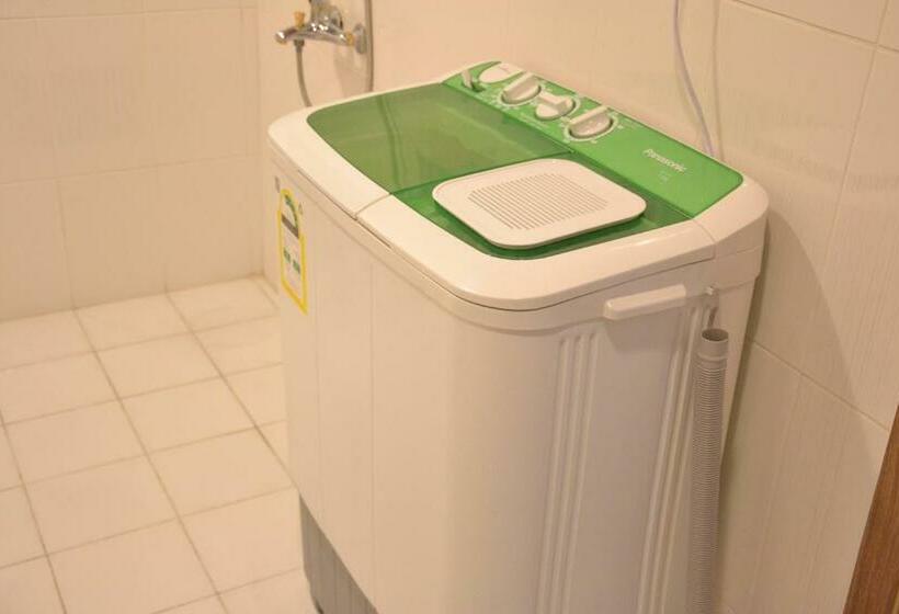 شقق المربعة للشقق المخدومة