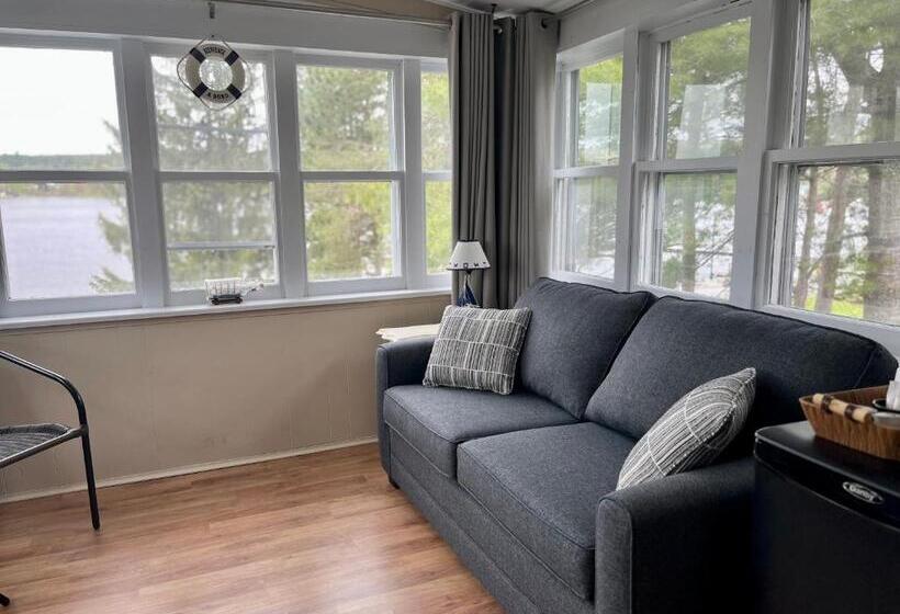 旅馆 Auberge L Intermède Du Lac