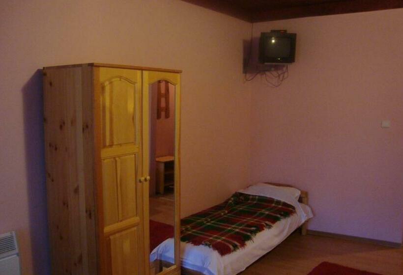 ユースホステル Garchev Han