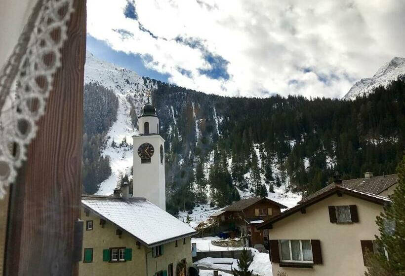 فندق صغير Gasthaus Alpenrose