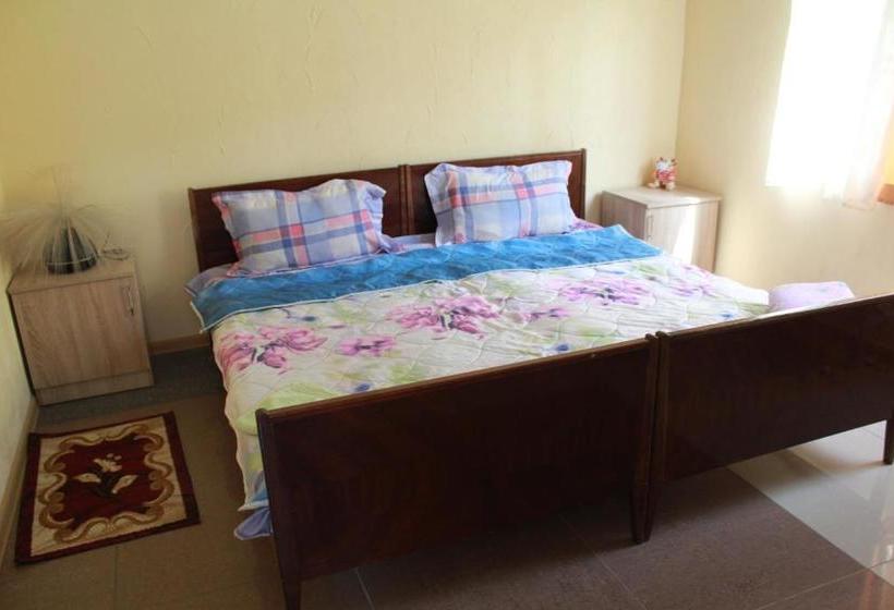 فندق صغير Getap In Bjni