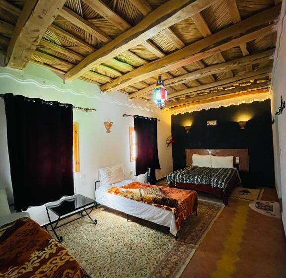 هاستل Hiking Nomads Guesthouse