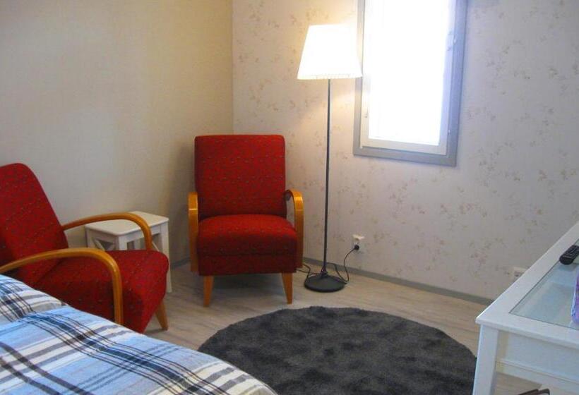 הוסטל Kierinki Village Majatalo