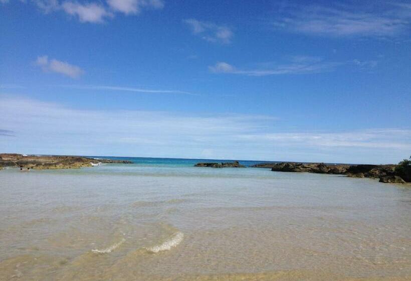 הוסטל Kita Surf Resort