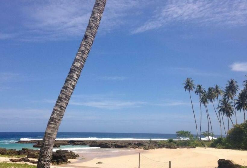 فندق صغير Kita Surf Resort