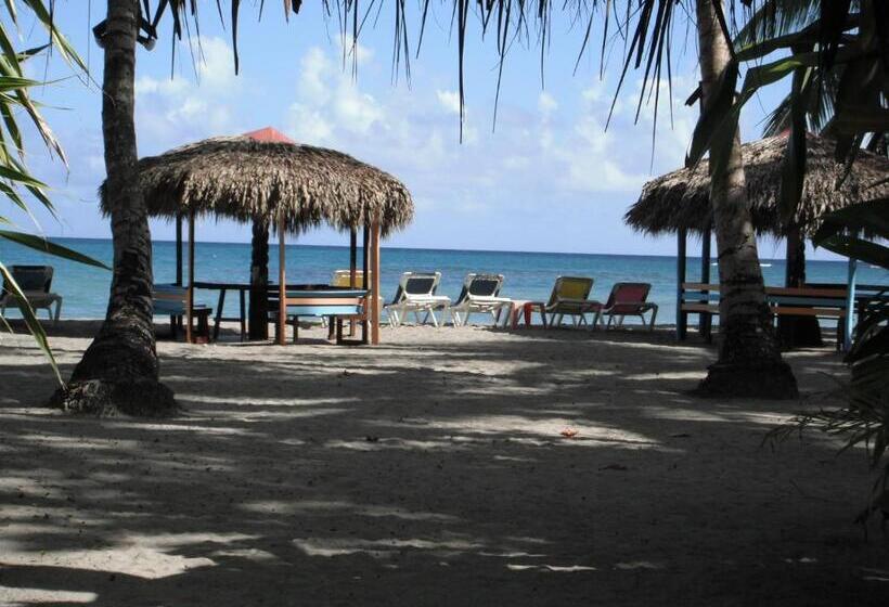 הוסטל Playa Paraiso En Magante