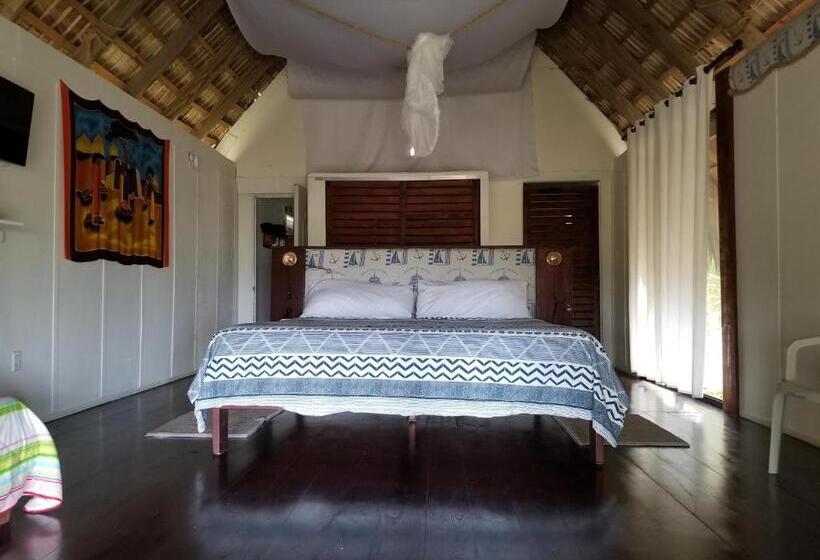 הוסטל Playa Paraiso En Magante