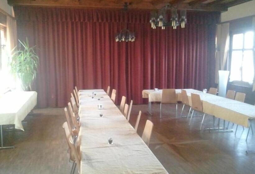 הוסטל Restaurant Sternen