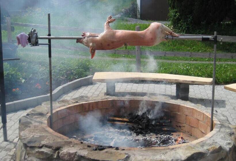 הוסטל Restaurant Sternen