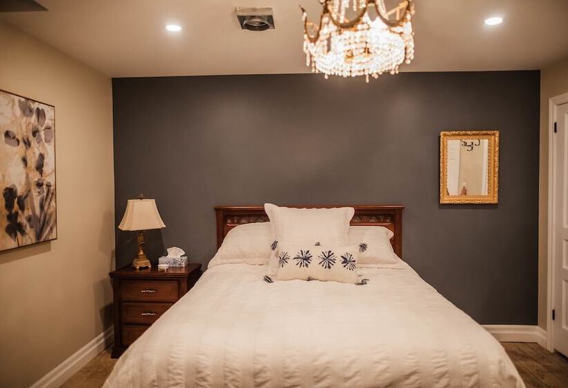 旅馆 The Chepstow Inn