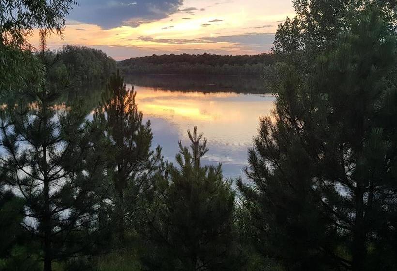 هاستل Vesyolaya Rochsha