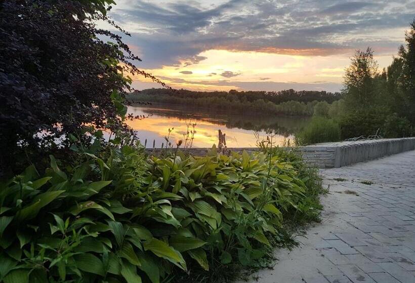 هاستل Vesyolaya Rochsha