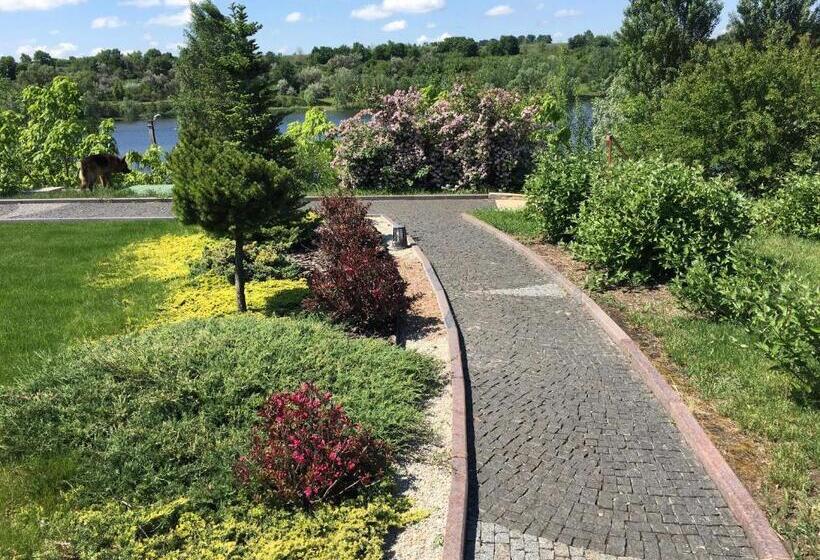 هاستل Vesyolaya Rochsha