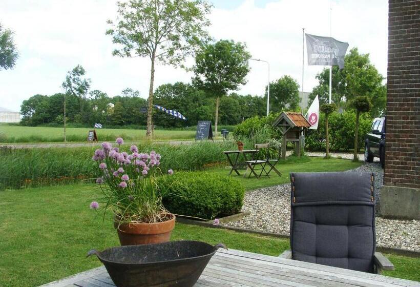 B&b De Pastorie Bij Dokkum