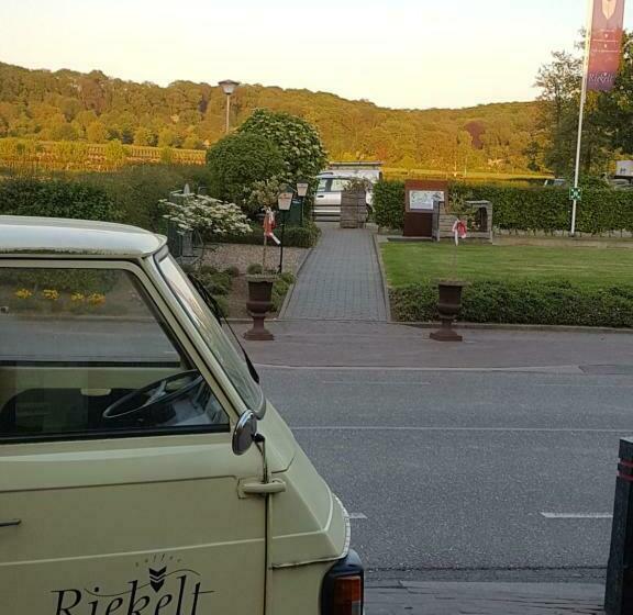 B&b   Eetcafe   Riekelt