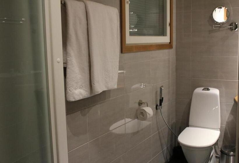 Beana Laponia   Wilderness Boutique Hotel With Safaris