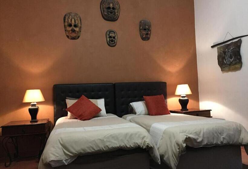 مبيت وإفطار Baobab Lane Lodge