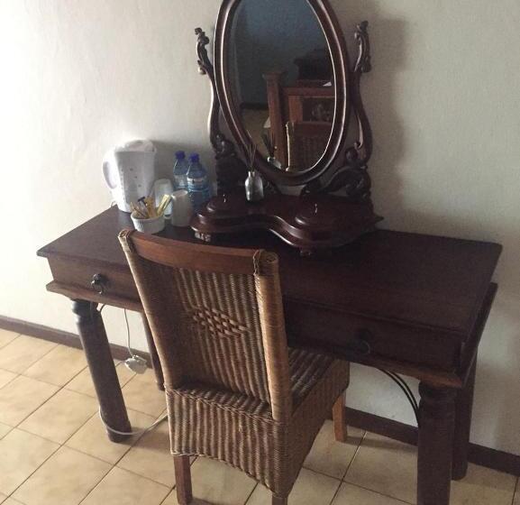 مبيت وإفطار Baobab Lane Lodge